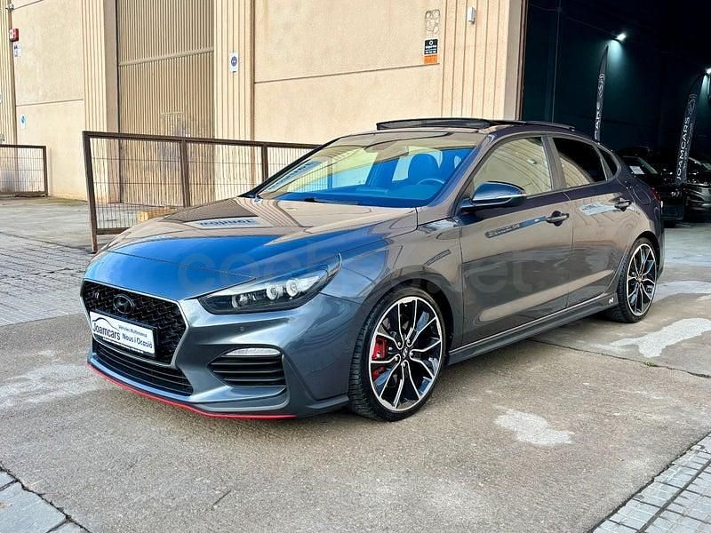Usado Hyundai i30 N Performance 275 CV (202 kW) 2020 Gris / plata Berlina