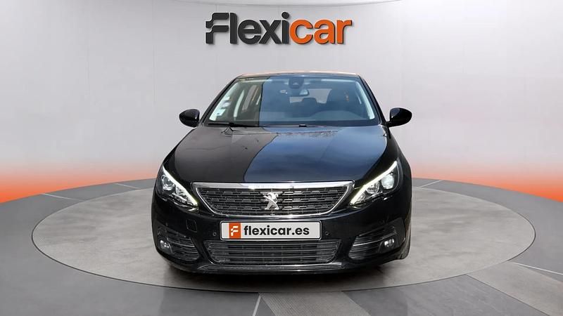 Usado Peugeot 308 Active 110 CV (80 kW) 2021 Negro Utilitario
