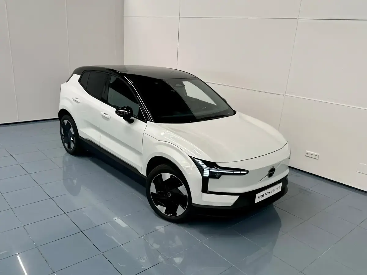 Nuevo Volvo EX30 Ultra 200 kW (272 CV) 2026 Blanco SUV