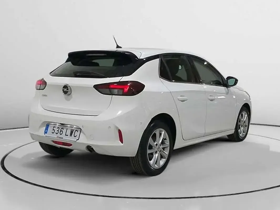 Usado Opel Corsa Elegance 101 CV (74 kW) 2022 Blanco Utilitario