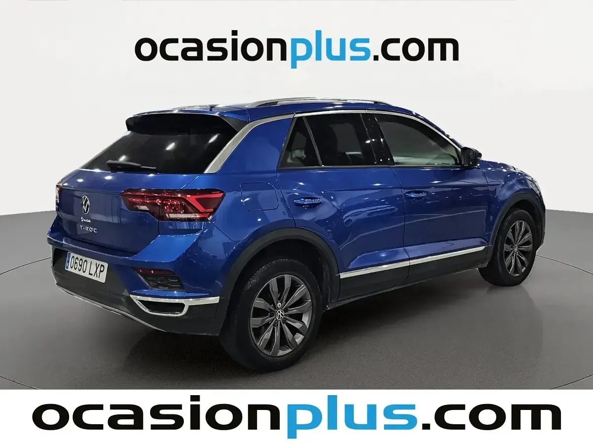 Usado VW T-Roc Sportline 150 CV (110 kW) 2022 Azul SUV