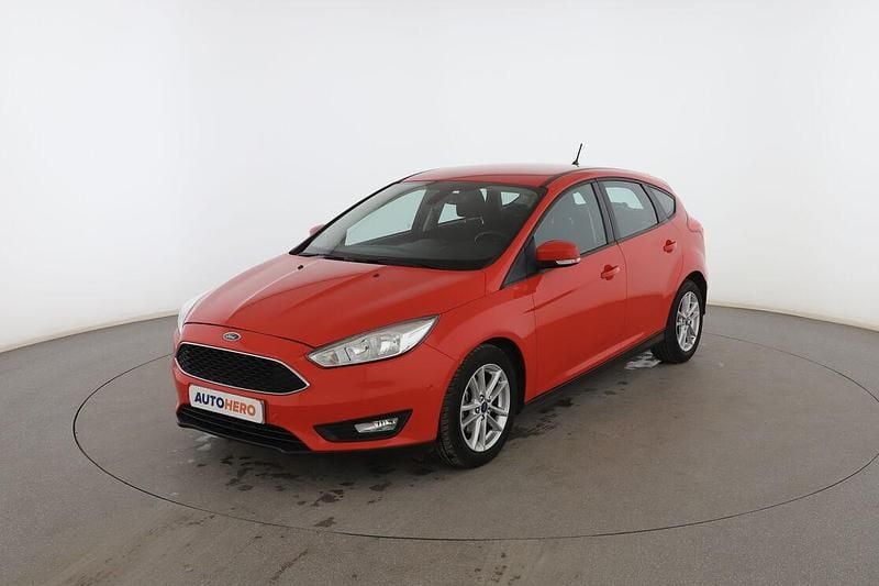 Rojo Usado 2018 Ford Focus Business Edition Utilitario | 12.199 € (Buen precio) - Imagen 1/3