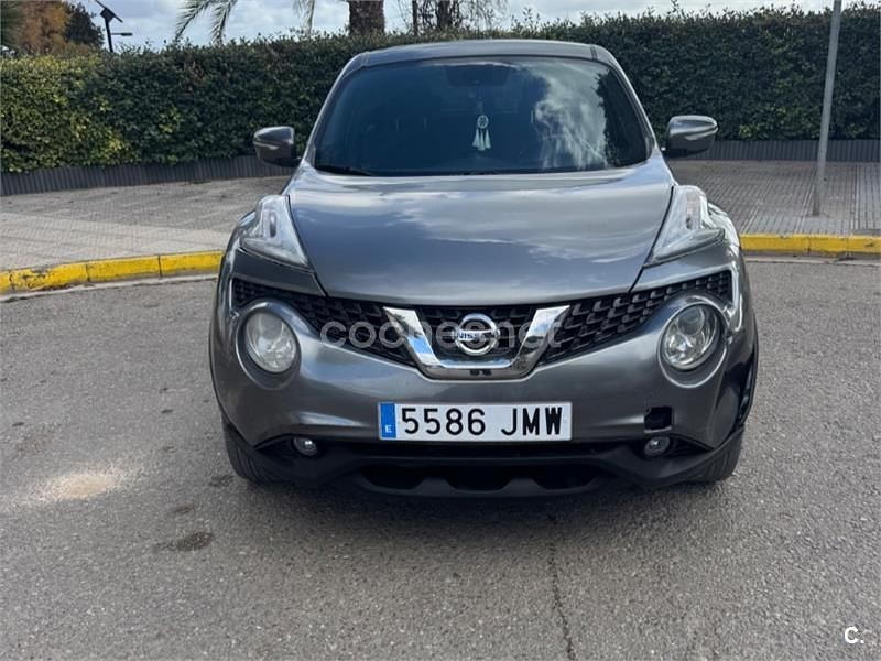 Usado Nissan Juke Acenta 110 CV (80 kW) 2016 Gris / plata SUV