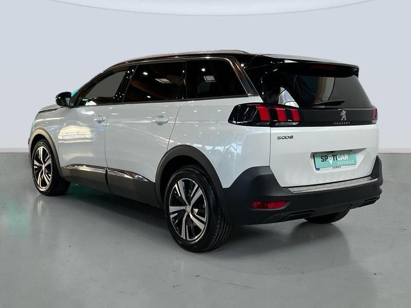 Usado Peugeot 5008 Allure 131 CV (96 kW) 2019 Blanco SUV
