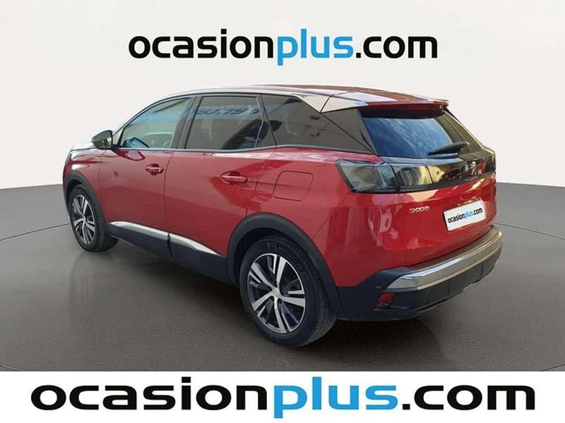Usado Peugeot 3008 Allure 156 CV (114 kW) 2023 Rojo Monovolumen