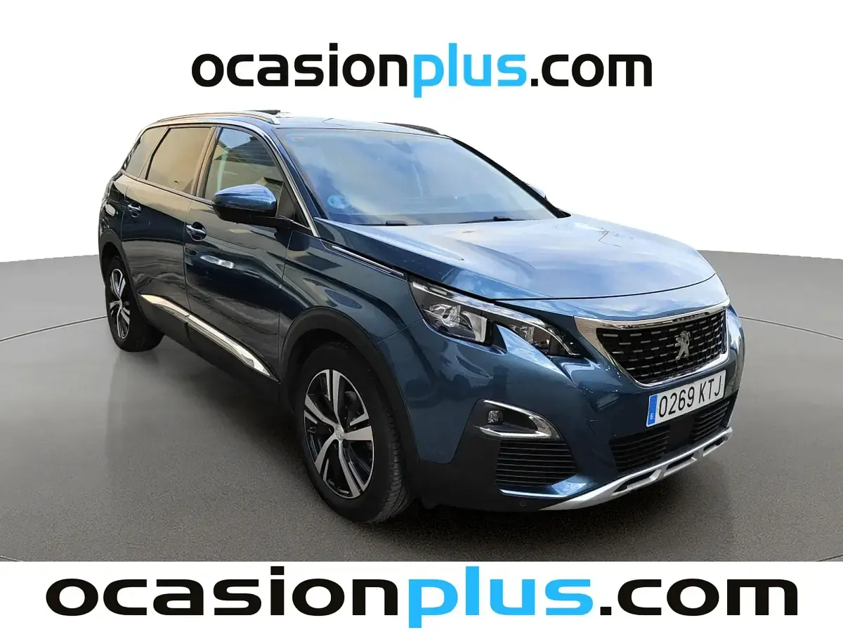 Usado Peugeot 5008 Allure 131 CV (96 kW) 2019 Azul SUV