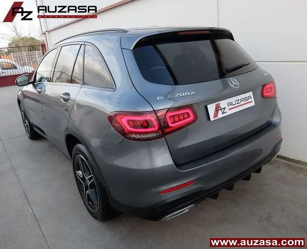 Usado Mercedes GLC200 163 CV (119 kW) 2021 Gris SUV