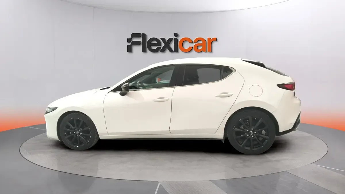 Usado Mazda 3 Homura-Line 150 CV (110 kW) 2023 Blanco Berlina