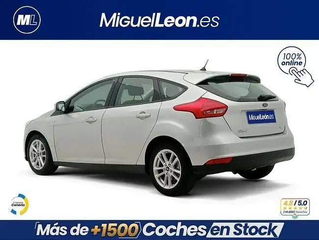 Begagnad Ford Focus Trend+ 125 HK (91 kW) 2017 Grå Halvkombi