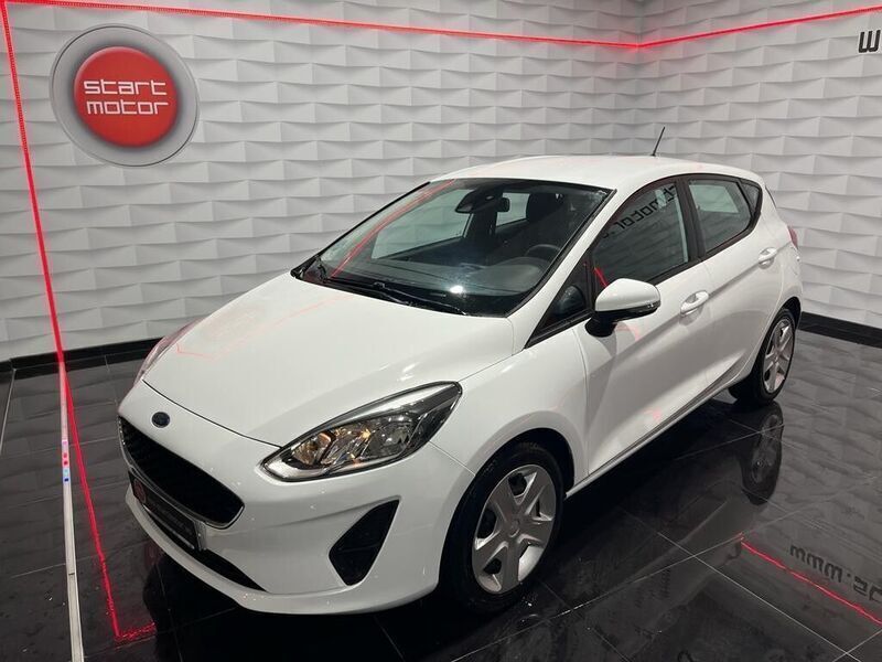 Usado Ford Fiesta Active 85 CV (62 kW) 2018 Blanco Utilitario