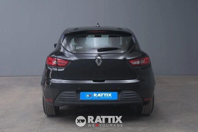 Usado Renault Clio IV Zen 90 CV (66 kW) 2018 Negro Berlina