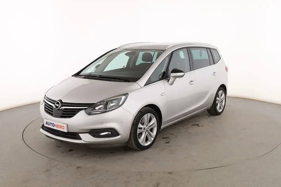 Usado Opel Zafira Tourer Innovation 135 CV (99 kW) 2019 Monovolumen