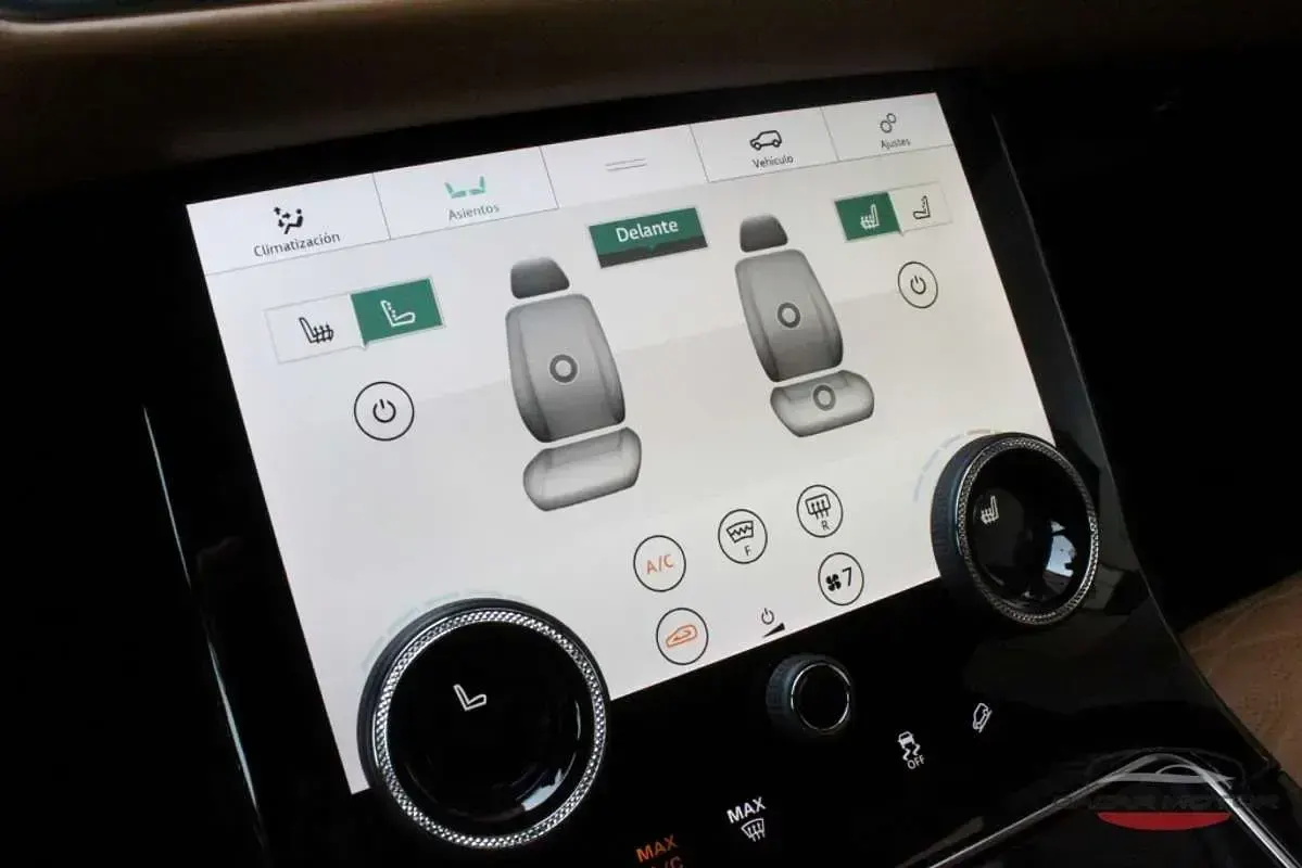 Occasion Land Rover Range Rover Velar SVAutobiography Dynamic Black 551 PK (405 kW) 2019 Zwart SUV