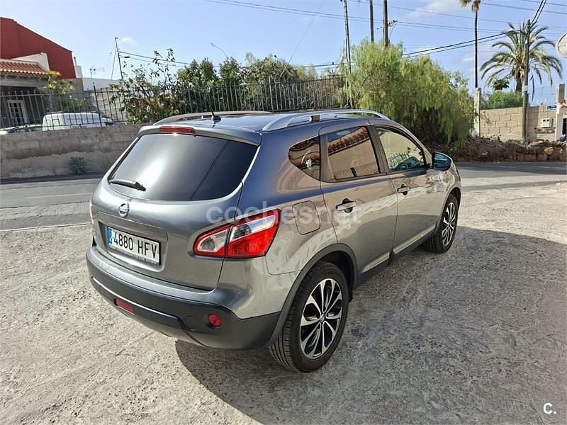 Usado Nissan Qashqai Premium Edition 140 CV (102 kW) 2011 Gris / plata SUV