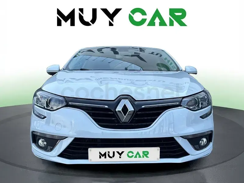 Usado Renault Mégane Life 100 CV (73 kW) 2018 Blanco Berlina