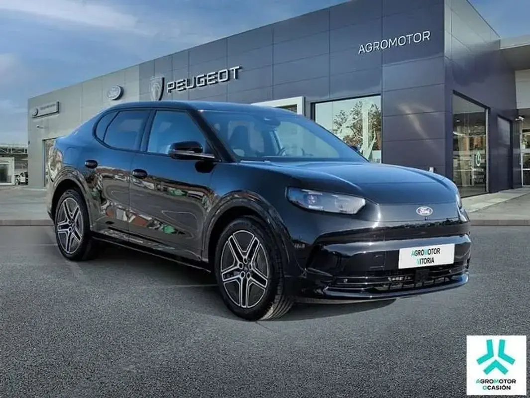 Nuevo Ford Capri Premium 213 kW (290 CV) 2026 Negro SUV