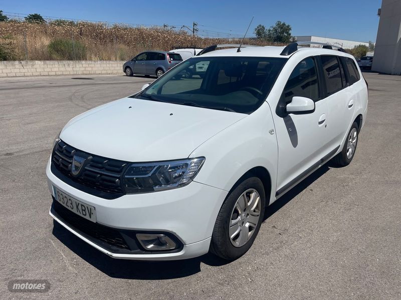 Usado Dacia Logan Lauréate 75 CV (55 kW) 2017 Blanco Berlina