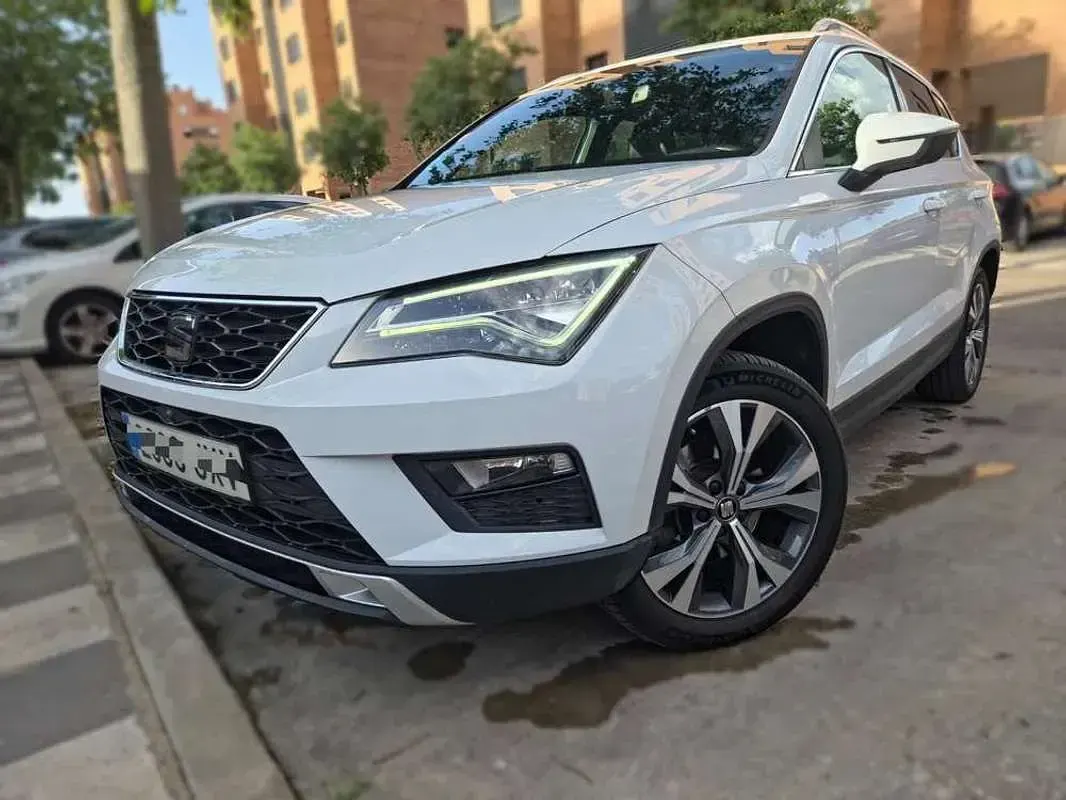Usado Seat Ateca XCELLENCE 190 CV (139 kW) 2017 Blanco SUV