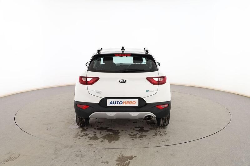 Begagnad Kia Stonic 101 HK (74 kW) 2021 Vit SUV