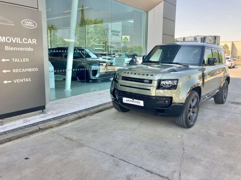 Verde Usado 2024 Land Rover Defender SE Dynamic SUV | 86.900 € (Un poco caro) - Imagen 1/4