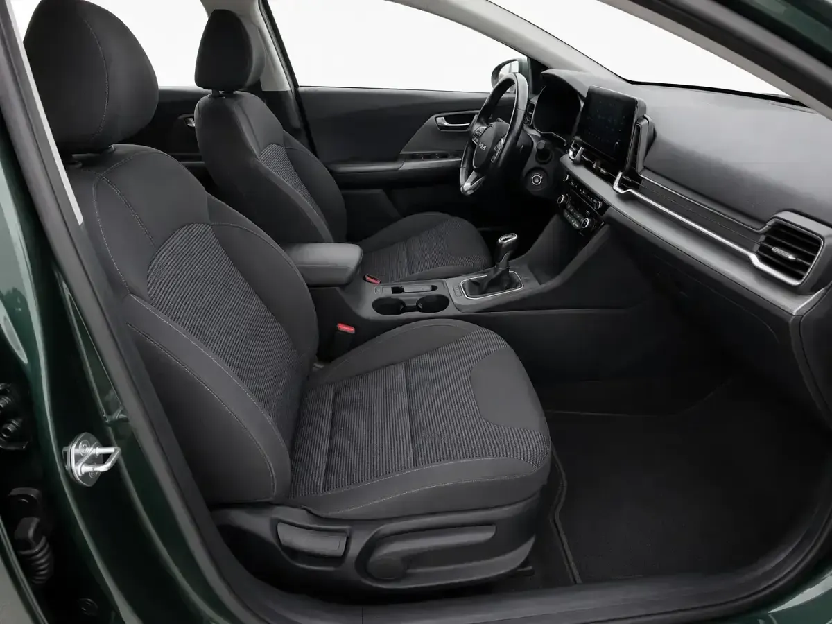 Usado Kia Niro 141 CV (103 kW) 2022 Gris SUV