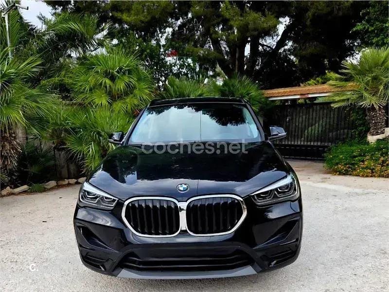 Usado BMW X1 Comfort Edition 150 CV (110 kW) 2022 Negro SUV