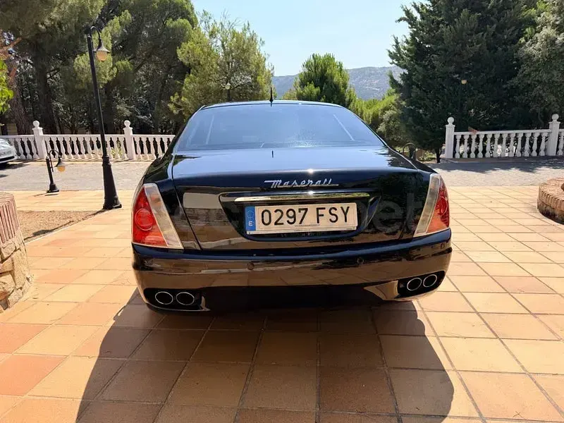 Usado Maserati Quattroporte GT 400 CV (294 kW) 2007 Negro Berlina