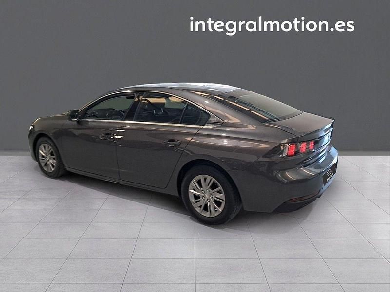 Usado Peugeot 508 Business-Line 130 CV (95 kW) 2021 Gris Berlina