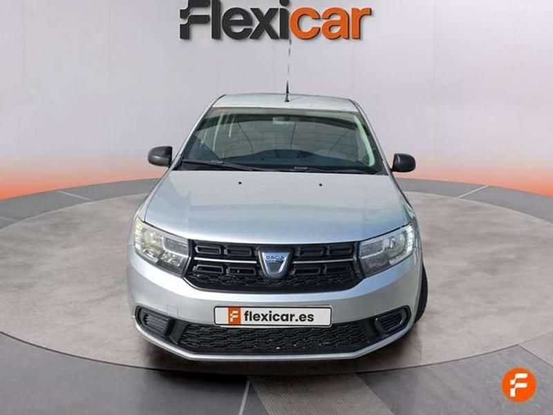 Usado Dacia Sandero Ambiance 75 CV (55 kW) 2017 Gris Utilitario