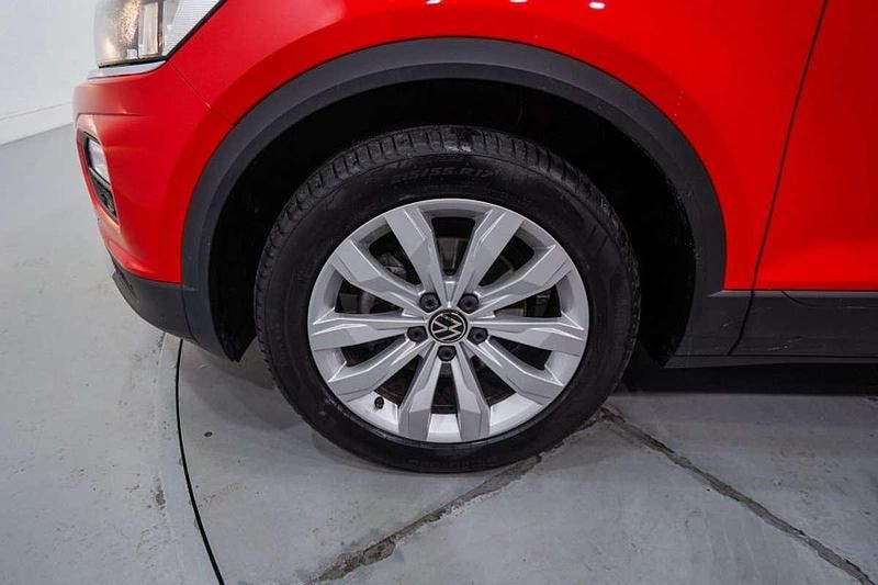 Usado VW T-Roc Advance 116 CV (85 kW) 2021 Rojo SUV
