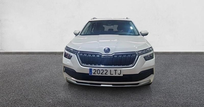 Usado Skoda Kamiq Ambition 110 CV (80 kW) 2021 SUV