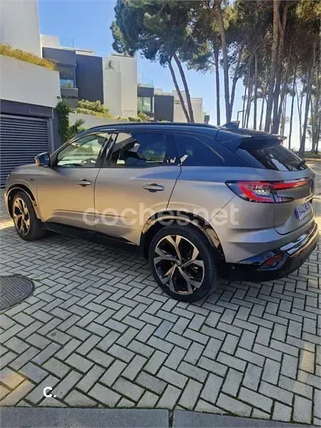 Usado Renault Austral Techno 200 CV (147 kW) 2023 Gris / plata SUV