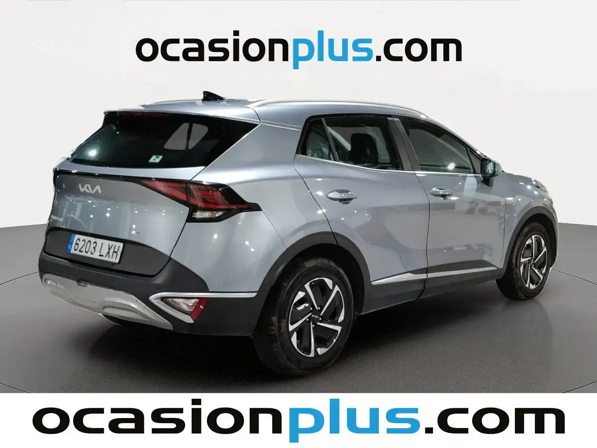 Usado Kia Sportage 230 CV (169 kW) 2022 Gris plata SUV