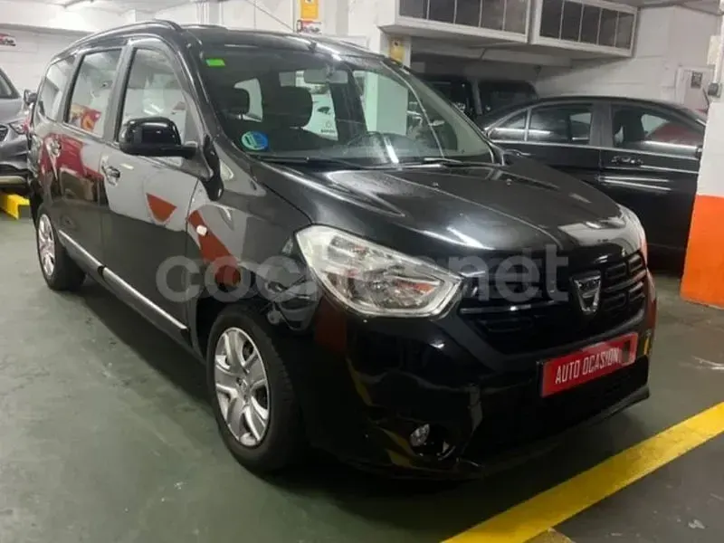 Usado Dacia Lodgy Lauréate 82 CV (60 kW) 2015 Negro Monovolumen