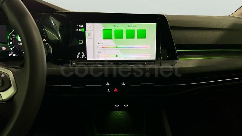Usado VW Golf VIII Style 150 HP (110 kW) 2023 Cinzento Sedan