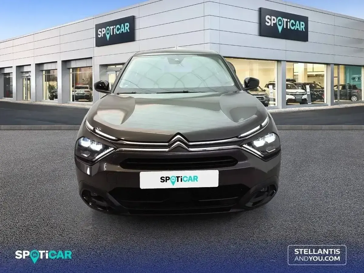 Usado Citroën C4 Feel 130 CV (95 kW) 2023 Gris / plata SUV