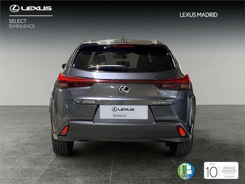 Usado Lexus UX 184 CV (135 kW) 2024 Gris SUV