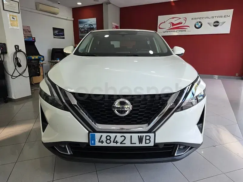 Usado Nissan Qashqai Acenta 140 CV (102 kW) 2022 Blanco SUV