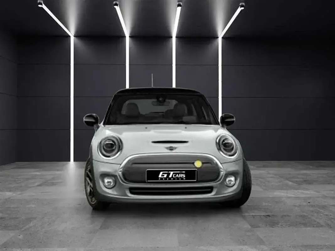 Usado Mini Cooper SE 135 kW (184 CV) 2020 Gris Utilitario
