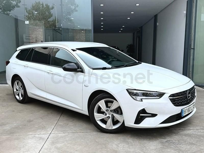 Usado Opel Insignia GS Line 122 CV (89 kW) 2021 Blanco Familiar