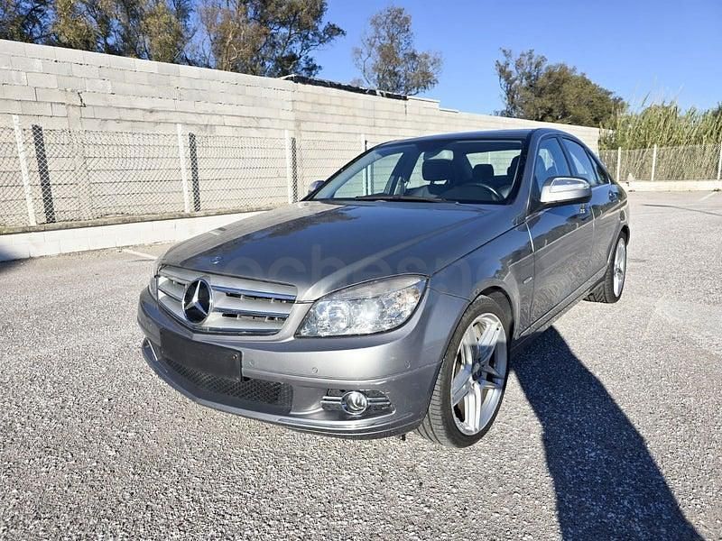 Usado Mercedes C200 Avantgarde 136 CV (100 kW) 2008 Gris / plata Familiar