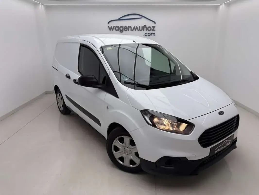 Usado Ford Transit 75 CV (55 kW) 2021 Blanco Van
