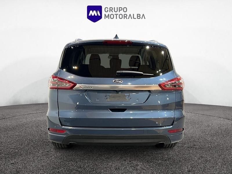 Usado Ford S-MAX Titanium 150 CV (110 kW) 2022 Azul Monovolumen
