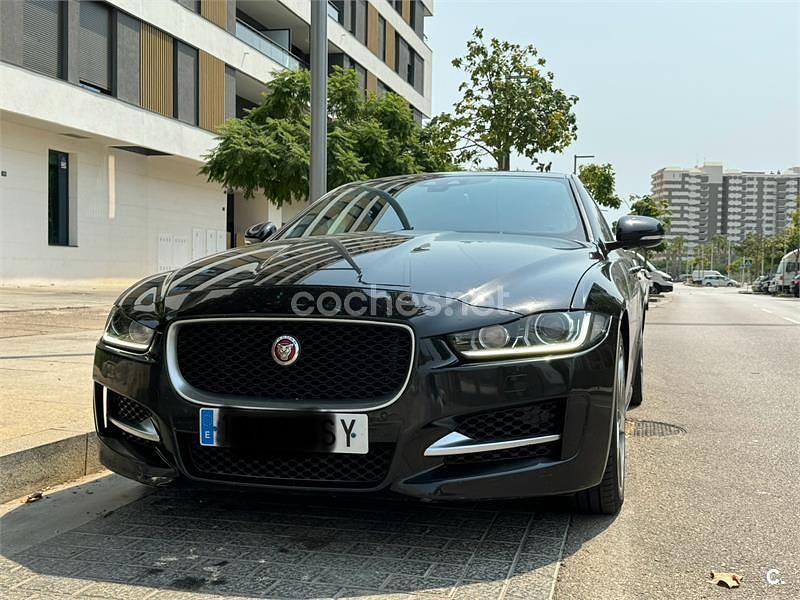 Negro Usado 2016 Jaguar XE R-Sport Berlina | 12.000 € (Precio justo) - Imagen 1/4