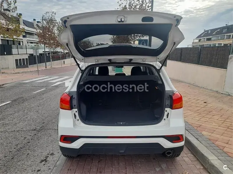 Usado Mitsubishi ASX 117 CV (86 kW) 2017 Blanco SUV