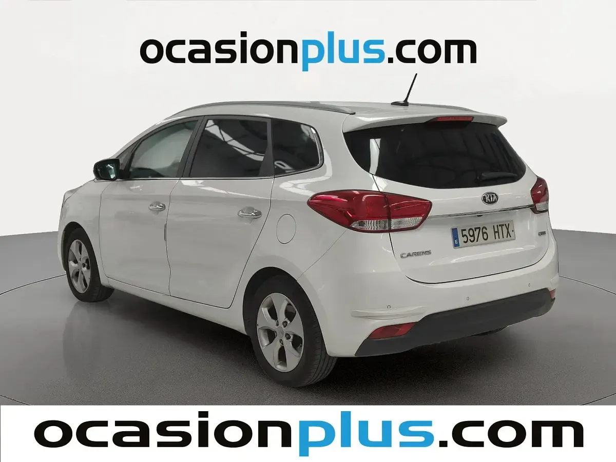 Usado Kia Carens 115 CV (84 kW) 2013 Blanco Monovolumen