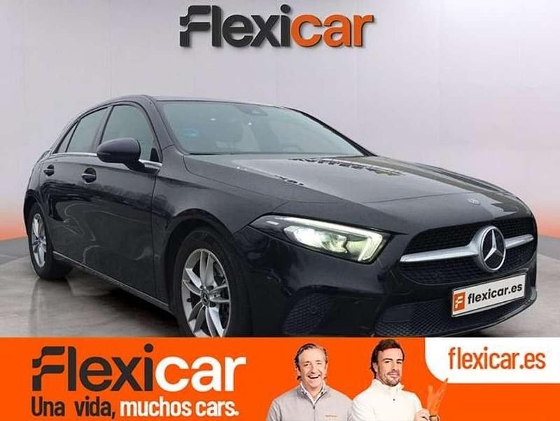 Negro Usado 2018 Mercedes A180 Utilitario | 16.890 € (Buen precio) - Imagen 1/4