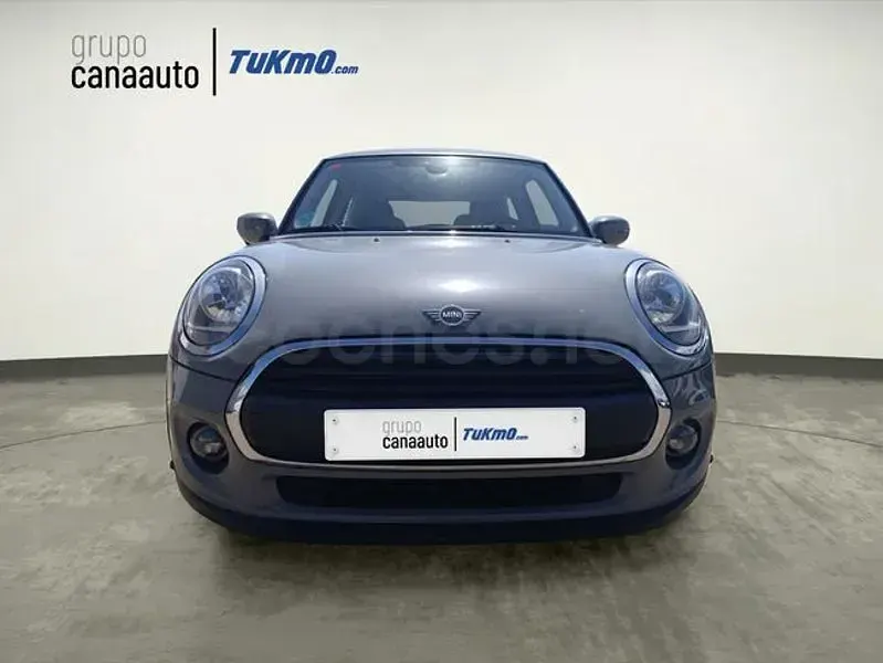 Usado Mini ONE 102 CV (75 kW) 2019 Gris / plata Utilitario