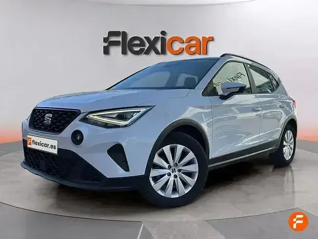 Usado Seat Arona Style 115 CV (84 kW) 2024 Rojo SUV