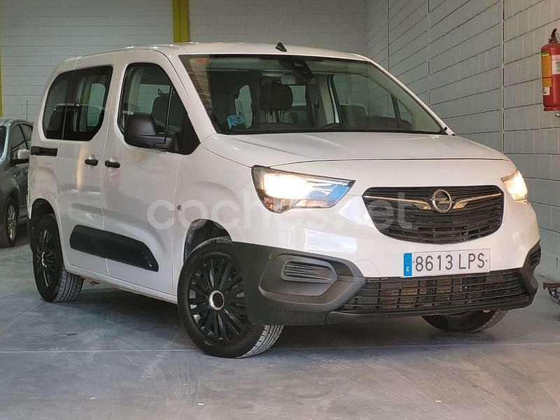Usado Opel Combo Life Edition 102 CV (75 kW) 2021 Blanco Monovolumen